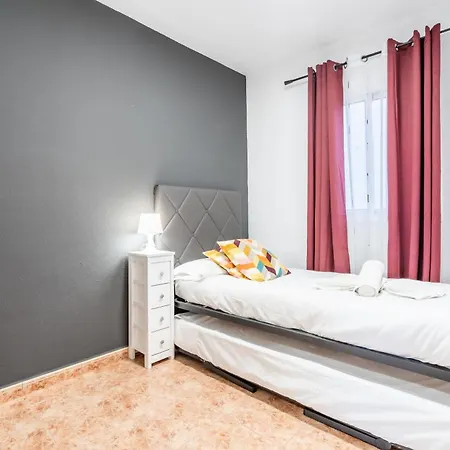 Menores Sea View Aparthotel